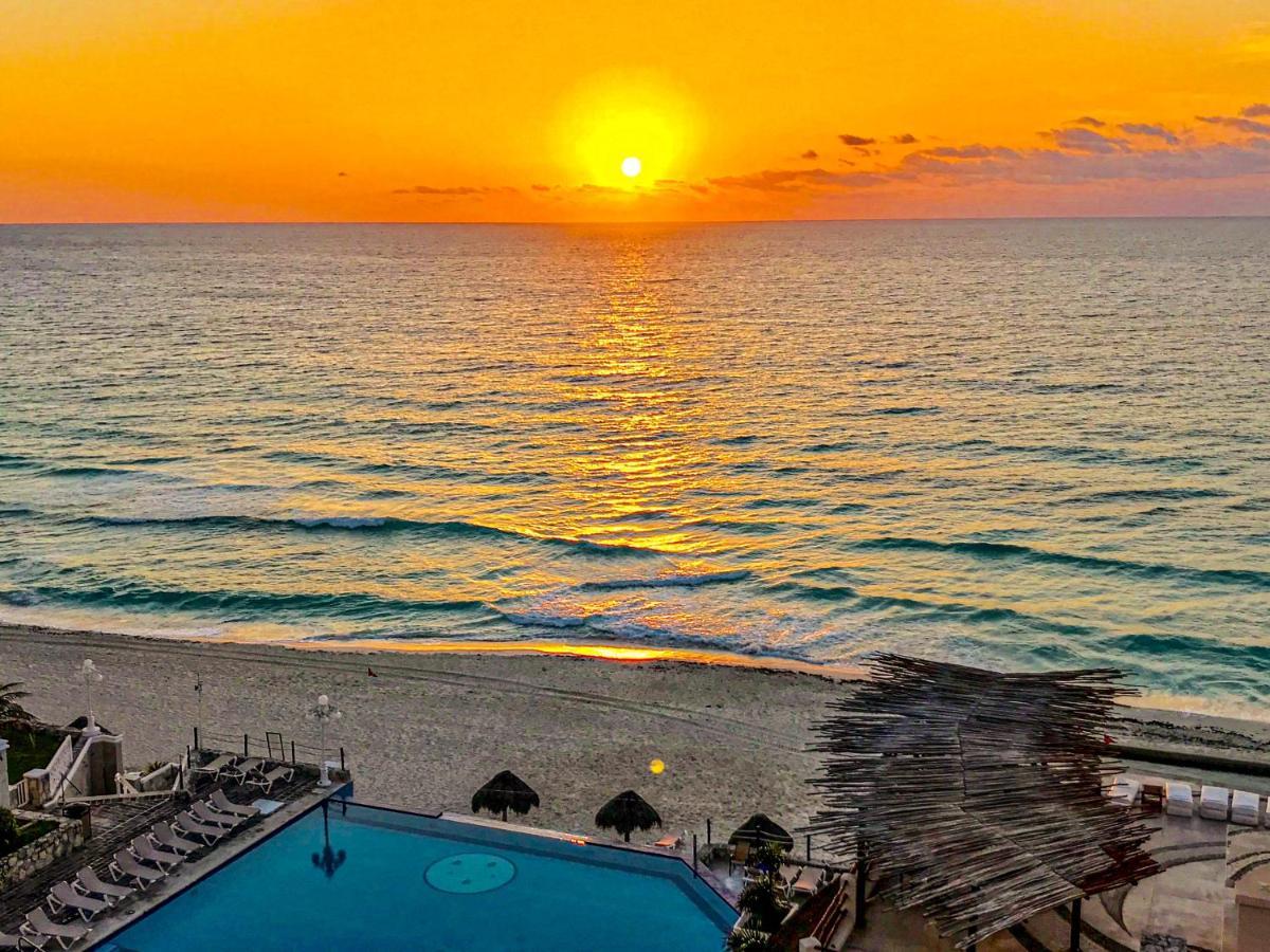 Ova Apartments Cancun Bagian luar foto
