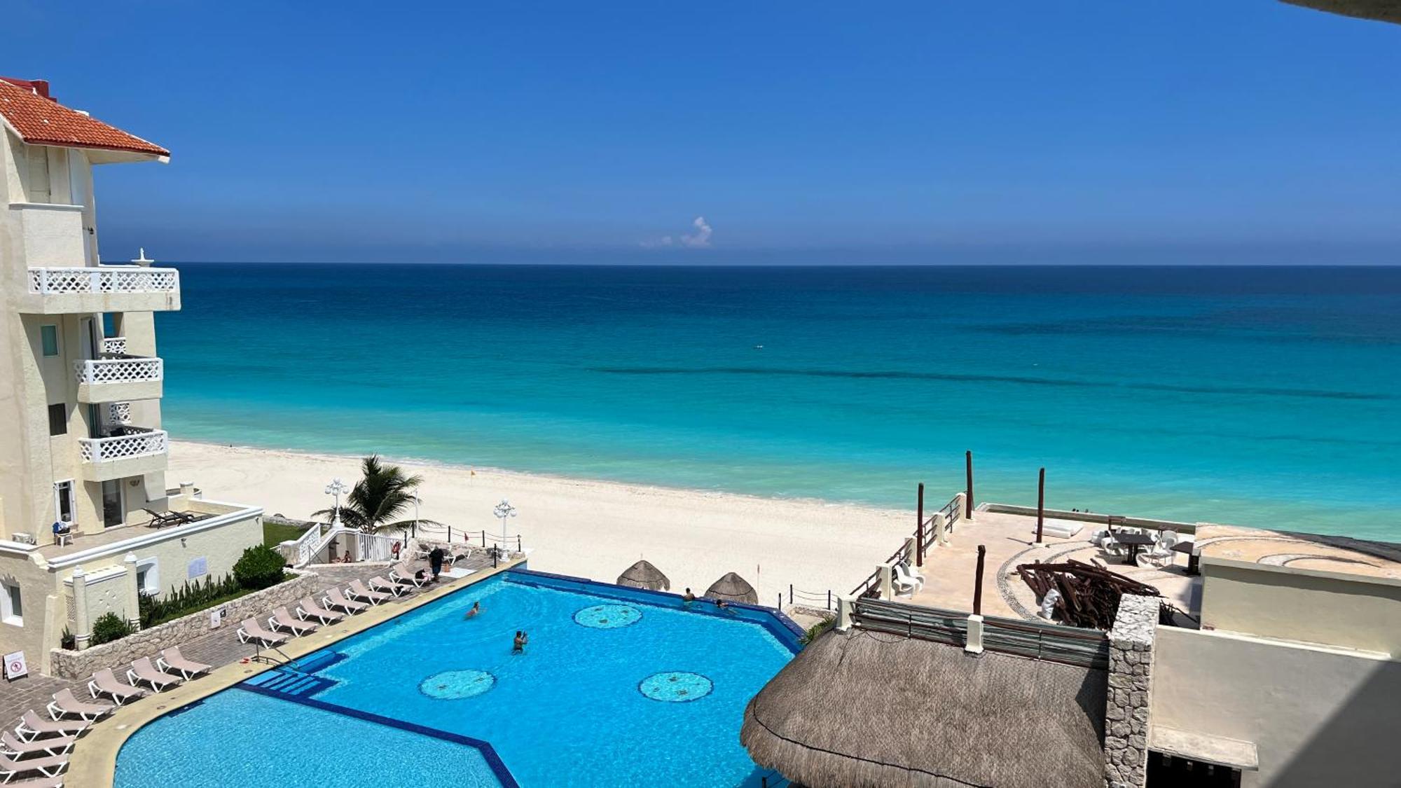 Ova Apartments Cancun Bagian luar foto
