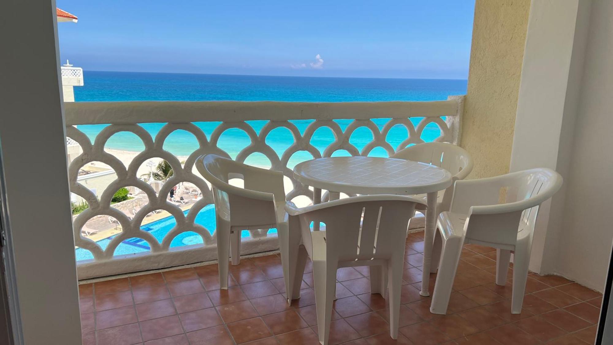 Ova Apartments Cancun Bagian luar foto