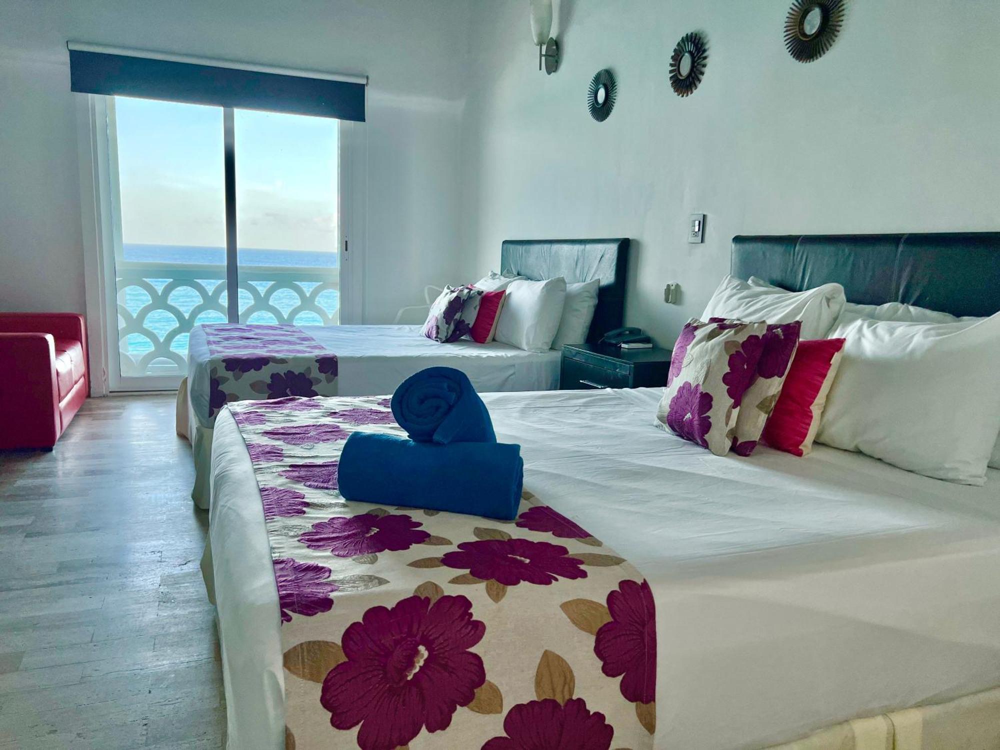 Ova Apartments Cancun Bagian luar foto